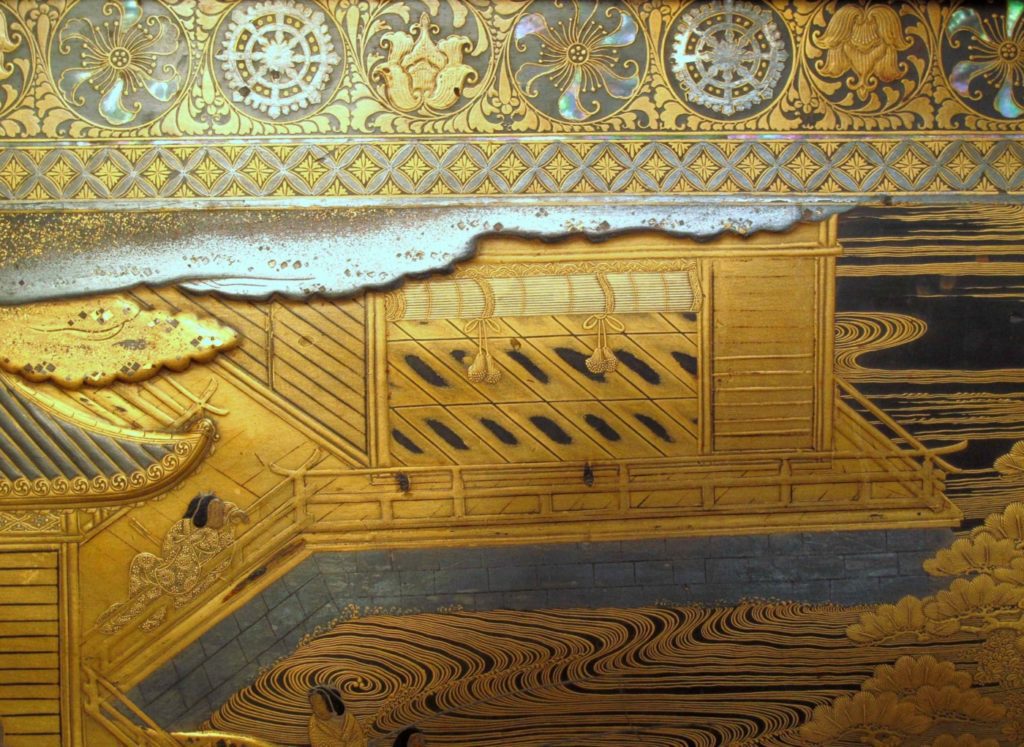 Detail de l'interieur sur coffre de Mazarin