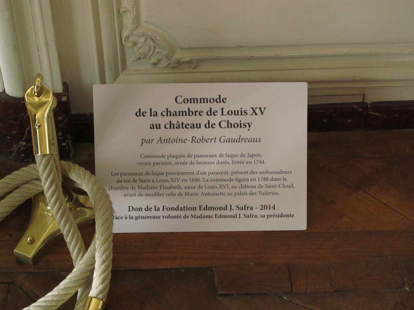 La commode de Louis XV au château de Choisy