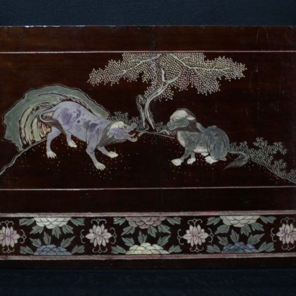 Coromandel Lacquer - Conversation